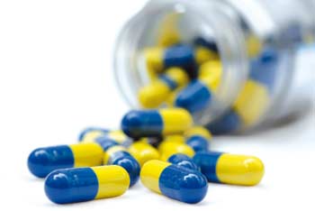 خطرات و عوارض مصرف بی رویه آنتی بیوتیک ها